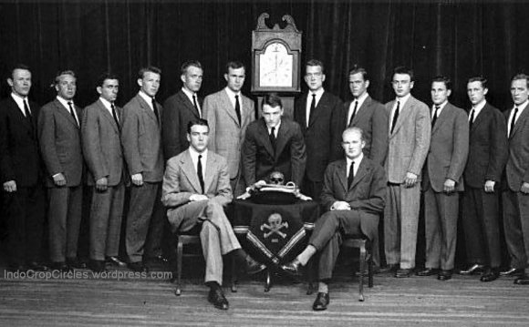 SKULL And BONES, FREEMASONS